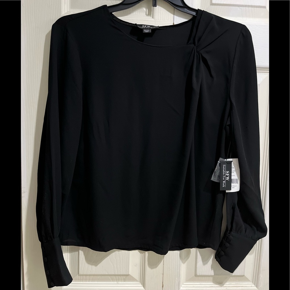 Suitable For Work Black Long sleeves blouse in Size Medium